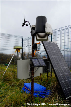 Instrumentation scientifique à Avignonet : station météo et GPS différentiel