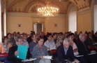 Aprs les lus de lIsre, de la Savoie et du Rhne, cest  ceux de la Loire de bnficier des sessions dinformation dcentralises en Rhne-Alpes de lIRMa sur le thme Comment raliser son Plan Communal de Sauvegarde (PCS). Trois sessions sont programmes au mois doctobre avec la Fdration des maires et la Prfecture de la Loire. La premire session qui sest tenue le 11 octobre  la Sous-prfecture de Montbrison a affich complet avec prs dune centaine de participants.