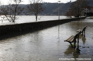 inondation de plaine - CONDRIEU