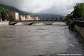 Crue de l'Isère à Grenoble en amont du pont Saint-Laurent