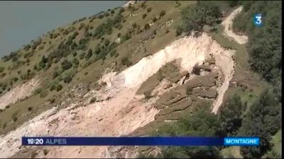 Au Chambon, la montagne se morcelle et glisse inexorablement