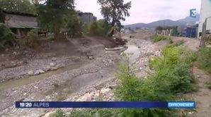 Les rives et le lit de la Leysse en cours de travaux � Chamb�ry, pour pr�venir les inondations