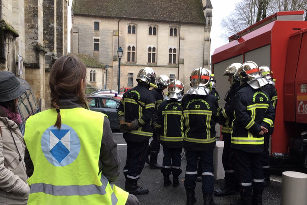 Exercice d'vacuation  la cathdrale d'Auch avec le BbF le SDIS 32  Bouclier bleu France