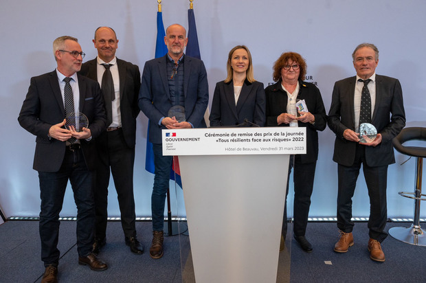 Crmonie de remise des Prix pour la premire dition de la Journe 