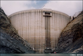 Barrage de Tignes vidang pour visite dcennale