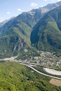 Vue arienne de l'Arc et du ruisseaux des Fabriques