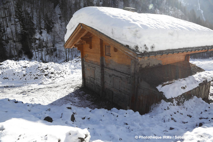 Glissement de terrain  La Giettaz au hameau La Juste