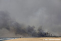 Incendie de la Teste de Buch depuis la plage de la Salie