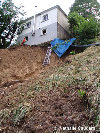 Glissement de terrain dans la monte de Bourdeau