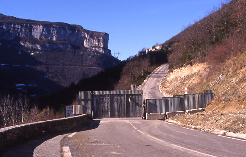 Eboulement sur la RD 531 dans les gorges de la Bourne