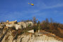 Pose de filets pare-blocs sur les contreforts de la Bastille