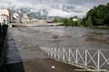 Crue de l'Isre  Grenoble - voies sur berges inondes