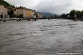 Crue de l'Isre  Grenoble - vue sur le pont Saint-Laurent