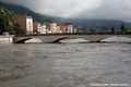 Crue de l'Isère à Grenoble en amont du pont Saint-Laurent