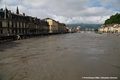 Crue de l'Isre  Grenoble en aval du pont Saint-Laurent