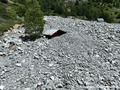 Crue du torrent des �tan�ons � la B�rarde - habitation engrav�e jusqu'au toit