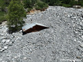 Crue du torrent des �tan�ons � la B�rarde - habitation engrav�e jusqu'au toit