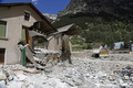 Crue du torrent des �tan�ons � la B�rarde - d�g�ts autour de l'�glise et du nouveau lit du torrent