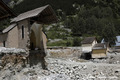 Crue du torrent des �tan�ons � la B�rarde - d�g�ts autour de l'�glise et du nouveau lit du torrent