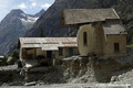 Crue du torrent des �tan�ons � la B�rarde - d�g�ts autour de l'�glise et du nouveau lit du torrent