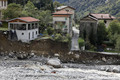 Erosion de la berge rive gauche de la Vsubie suite aux inondations du 02/10/2020 - tempte  Alex