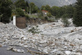 Portail d'une maison emporte par la crue du Boron du 2 octobre 2020  Saint-Martin-Vsubie