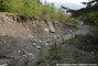 Torrent du Manival : berge rode en aval de la confluence Genivre/Manival