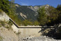 Torrent du Manival : barrage en bton en amont du passage  gu