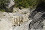 Torrent du Manival : ouvrages en pierres sches en aval de la cabane forestire